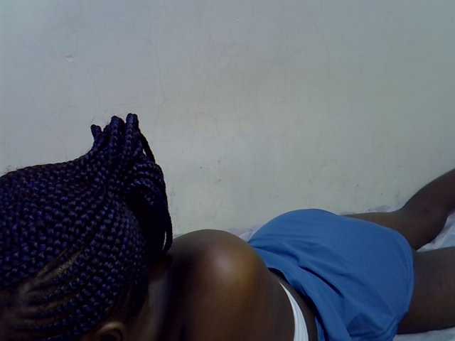 Cute-aliyah live cam on BongaCams