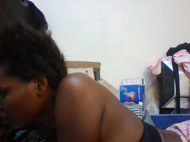 Cute-aliyah live cam on UnifiedCams