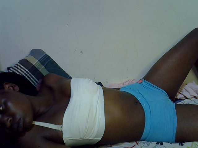 Cute-aliyah live cam on BongaCams