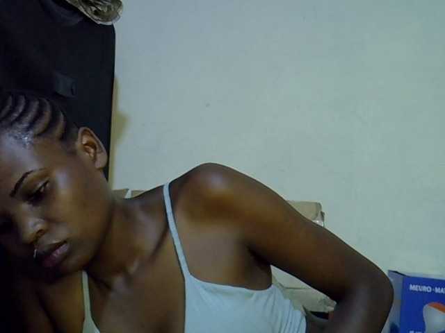 Cute-aliyah live cam on BongaCams