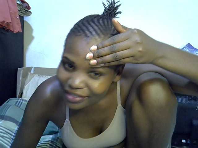 Cute-aliyah live cam on BongaCams