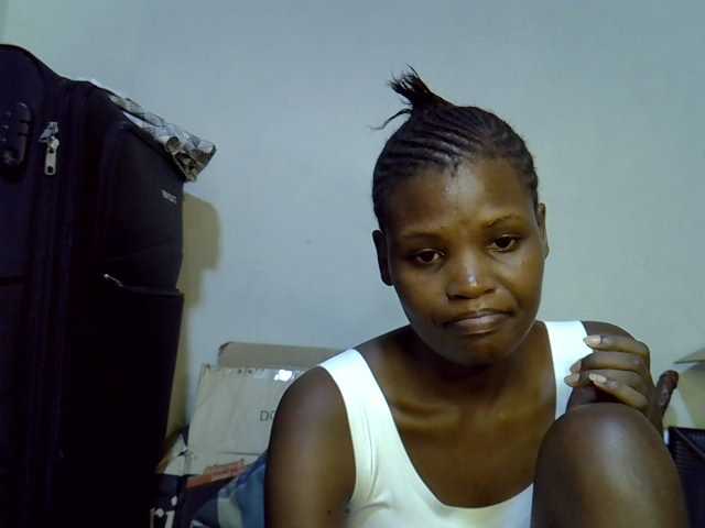 Cute-aliyah live cam on BongaCams