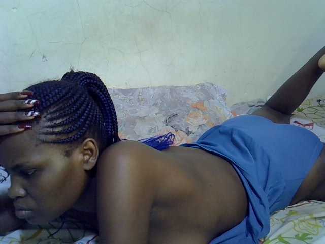 Cute-aliyah live cam on BongaCams
