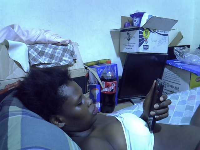 Cute-aliyah live cam on BongaCams