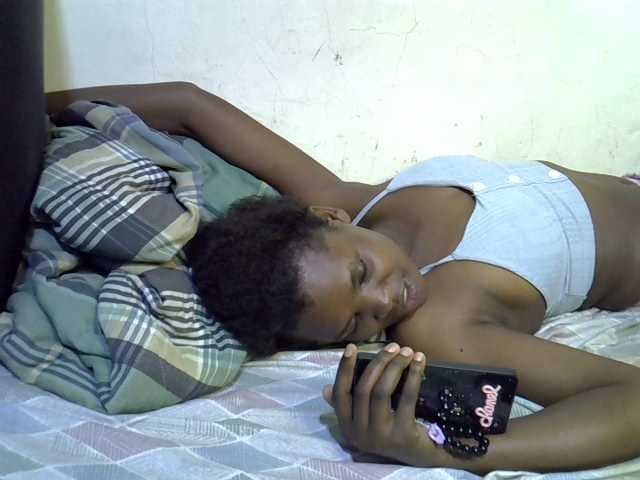 Cute-aliyah live cam on BongaCams