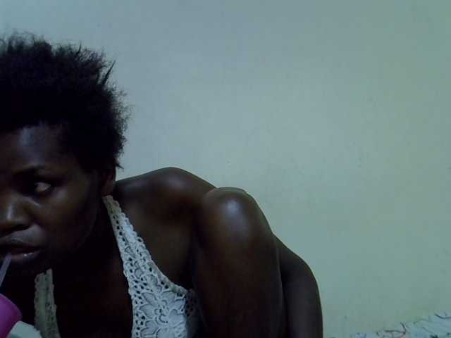 Cute-aliyah live cam on BongaCams