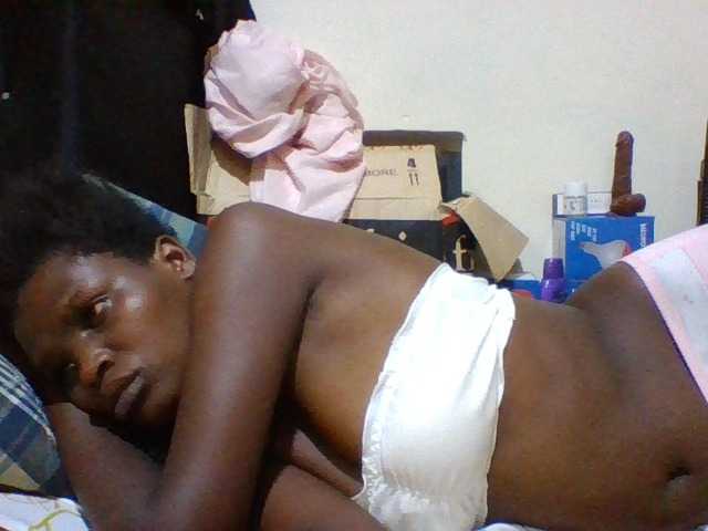 Cute-aliyah live cam on BongaCams