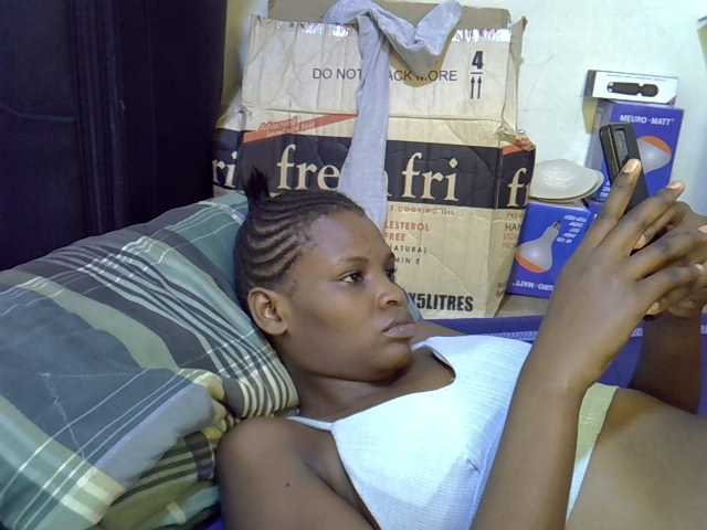 Cute-aliyah live cam on BongaCams
