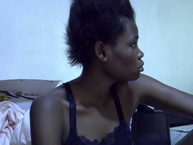 Cute-aliyah live cam on BongaCams