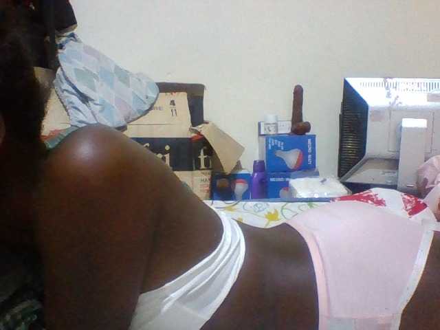 Cute-aliyah live cam on BongaCams
