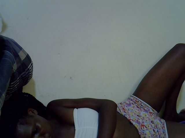 Cute-aliyah live cam on BongaCams