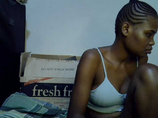 Cute-aliyah live cam on BongaCams