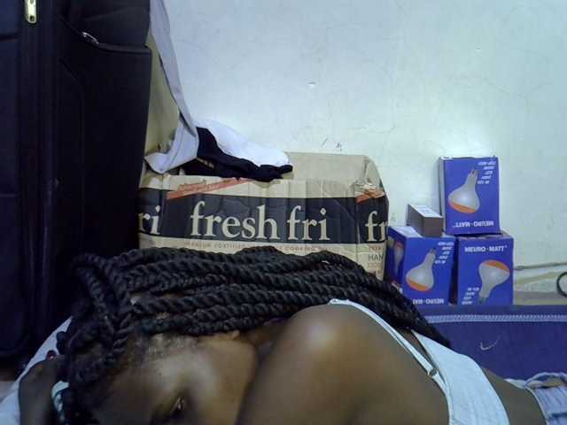 Cute-aliyah live cam on BongaCams