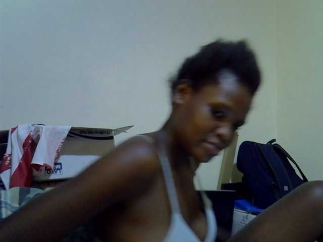 Cute-aliyah live cam on BongaCams
