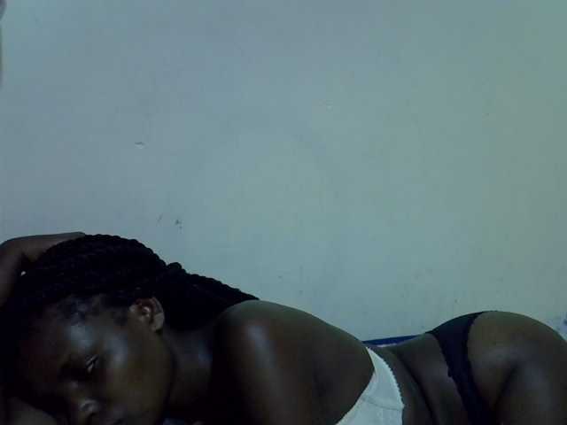 Cute-aliyah live cam on BongaCams