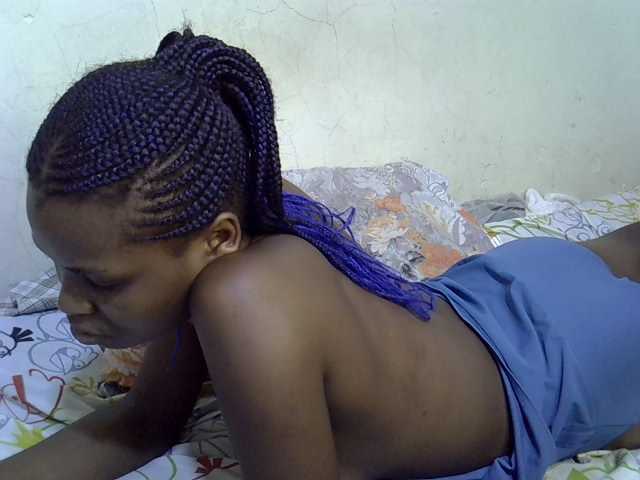 Cute-aliyah live cam on BongaCams