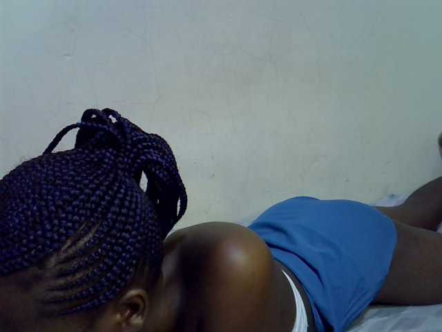 Cute-aliyah live cam on BongaCams