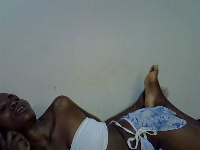 Cute-aliyah live cam on BongaCams