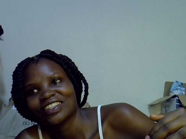 Cute-aliyah live cam on BongaCams