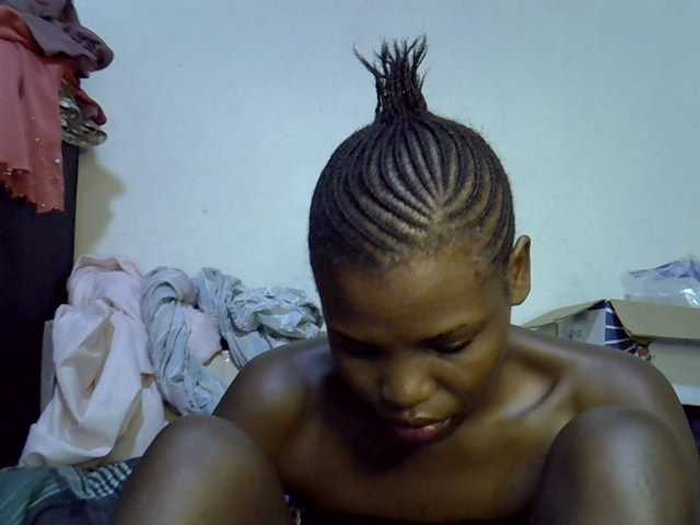 Cute-aliyah live cam on BongaCams
