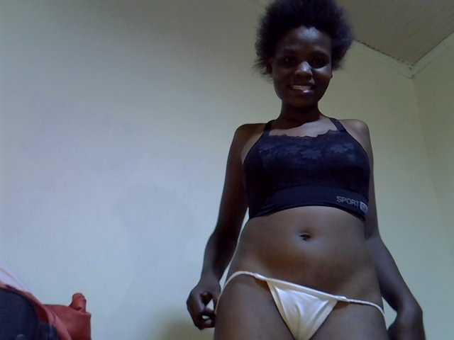 Cute-aliyah live cam on BongaCams