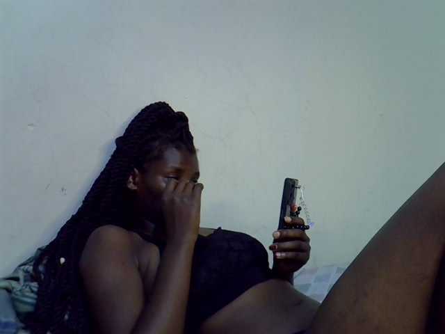 Cute-aliyah live cam on BongaCams
