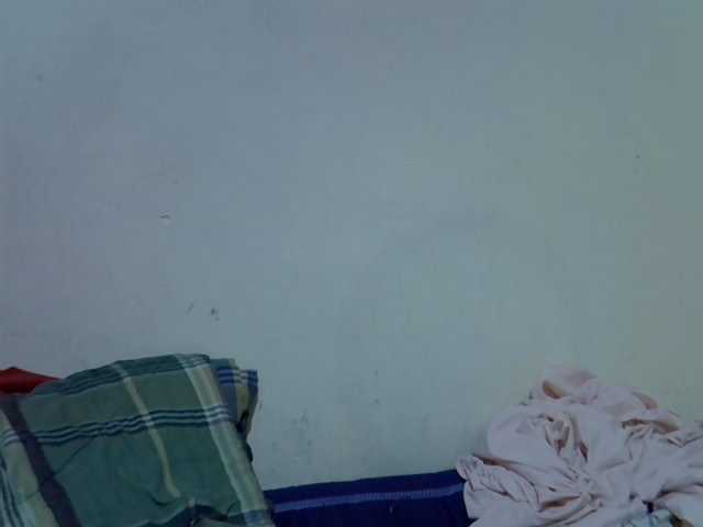 Cute-aliyah live cam on BongaCams