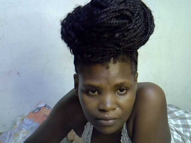 Cute-aliyah live cam on BongaCams