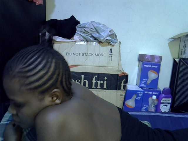 Cute-aliyah live cam on BongaCams