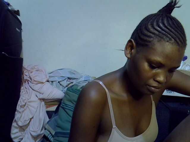 Cute-aliyah live cam on BongaCams