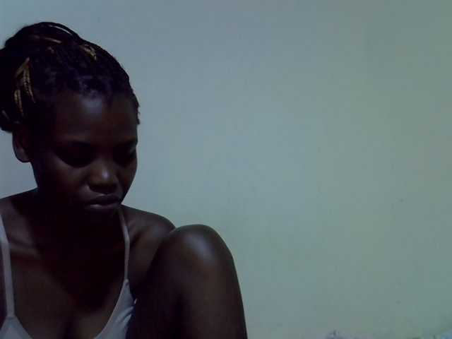 Cute-aliyah live cam on BongaCams