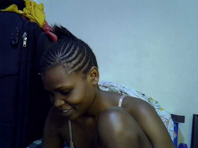 Cute-aliyah live cam on BongaCams