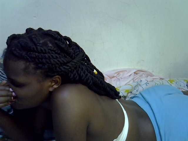 Cute-aliyah live cam on BongaCams