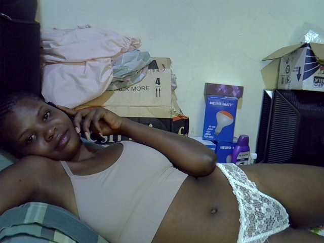 Cute-aliyah live cam on BongaCams