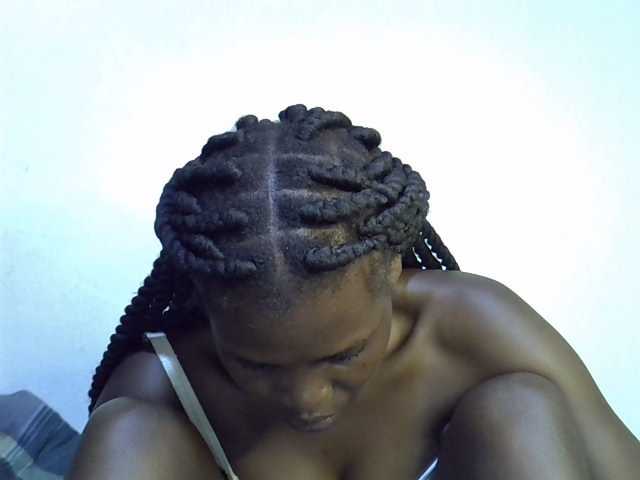 Cute-aliyah live cam on BongaCams