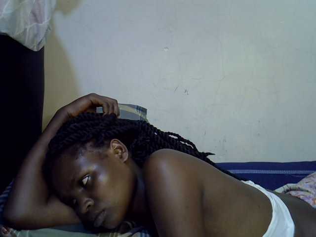 Cute-aliyah live cam on BongaCams