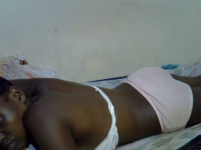 Cute-aliyah live cam on BongaCams