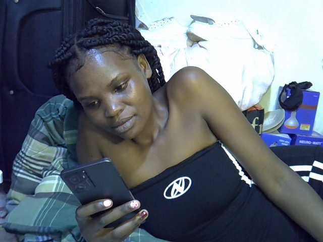 Cute-aliyah live cam on BongaCams