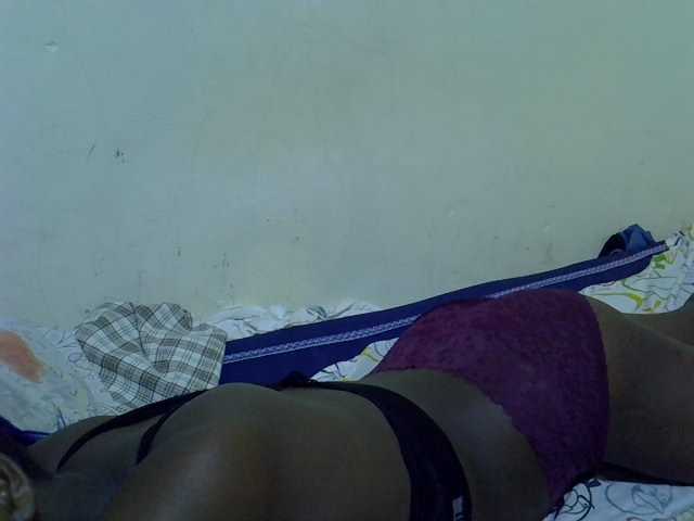 Cute-aliyah live cam on BongaCams