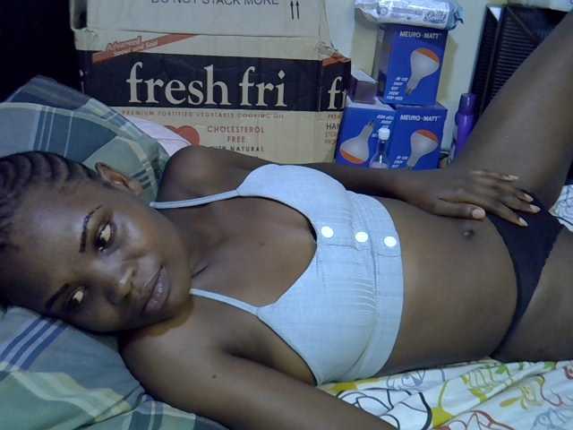 Cute-aliyah live cam on BongaCams