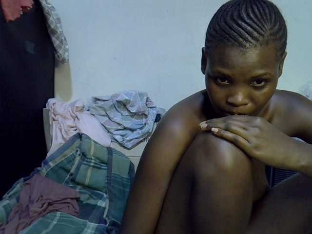 Cute-aliyah live cam on BongaCams