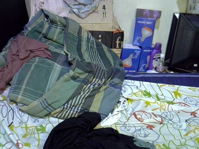 Cute-aliyah live cam on BongaCams