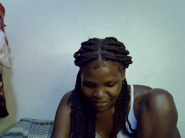 Cute-aliyah live cam on BongaCams