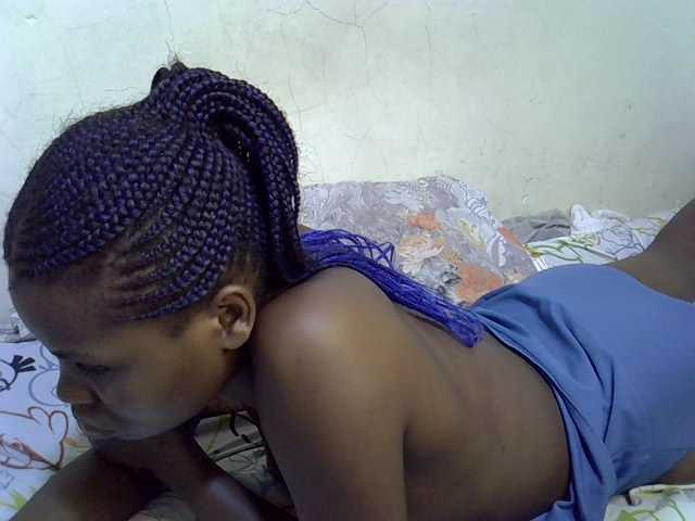 Cute-aliyah live cam on BongaCams