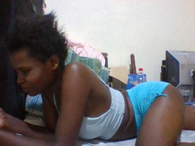 Cute-aliyah live cam on BongaCams