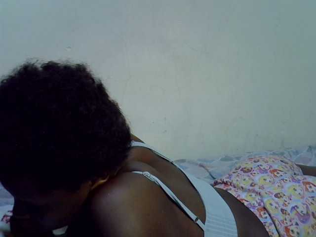 Cute-aliyah live cam on BongaCams