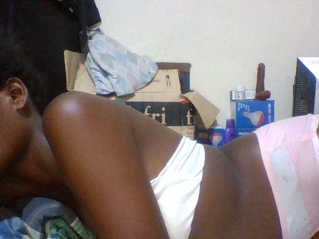 Cute-aliyah live cam on BongaCams