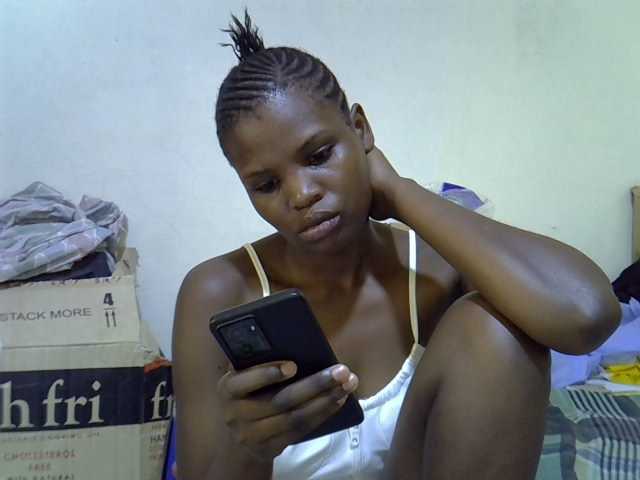 Cute-aliyah live cam on BongaCams