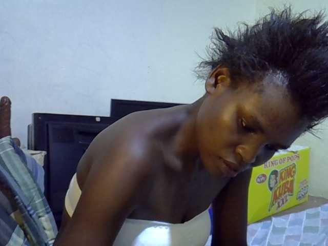 Cute-aliyah live cam on BongaCams