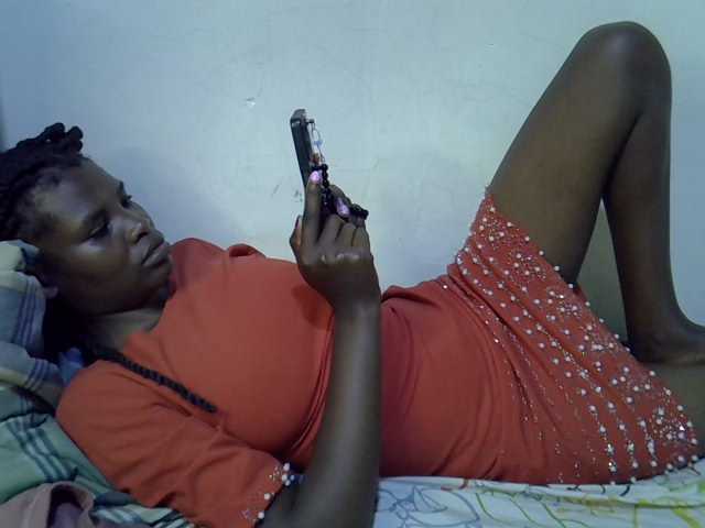 Cute-aliyah live cam on BongaCams